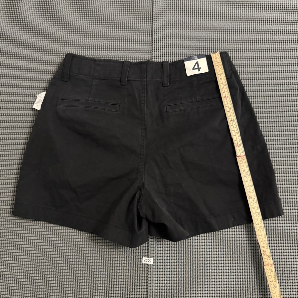 Gap Downtown Khaki Shorts Black Mid Rise Size 4 New With Tags - Picture 3 of 6